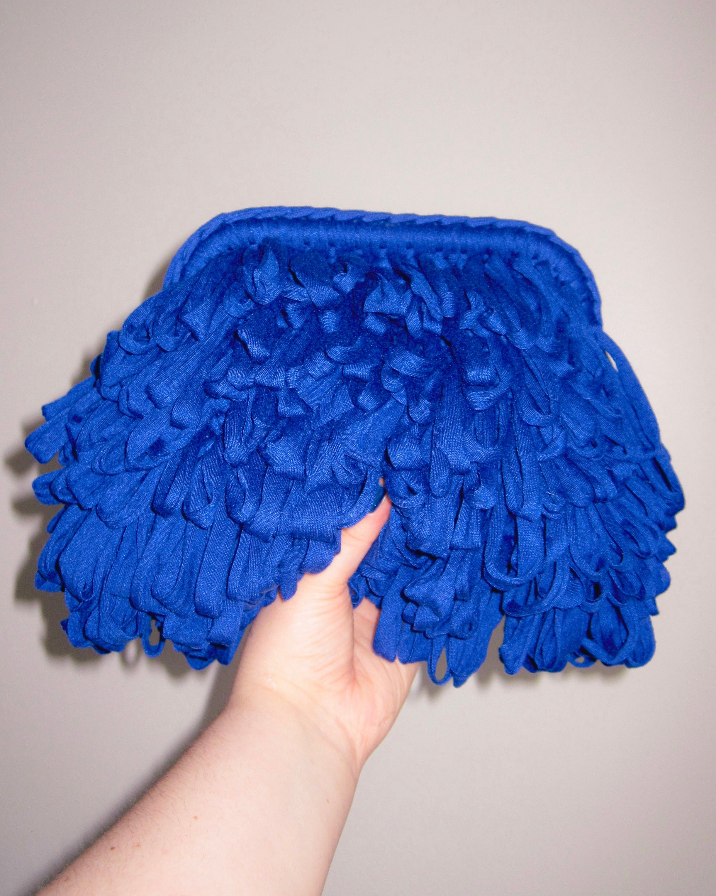 Loopy Clutch