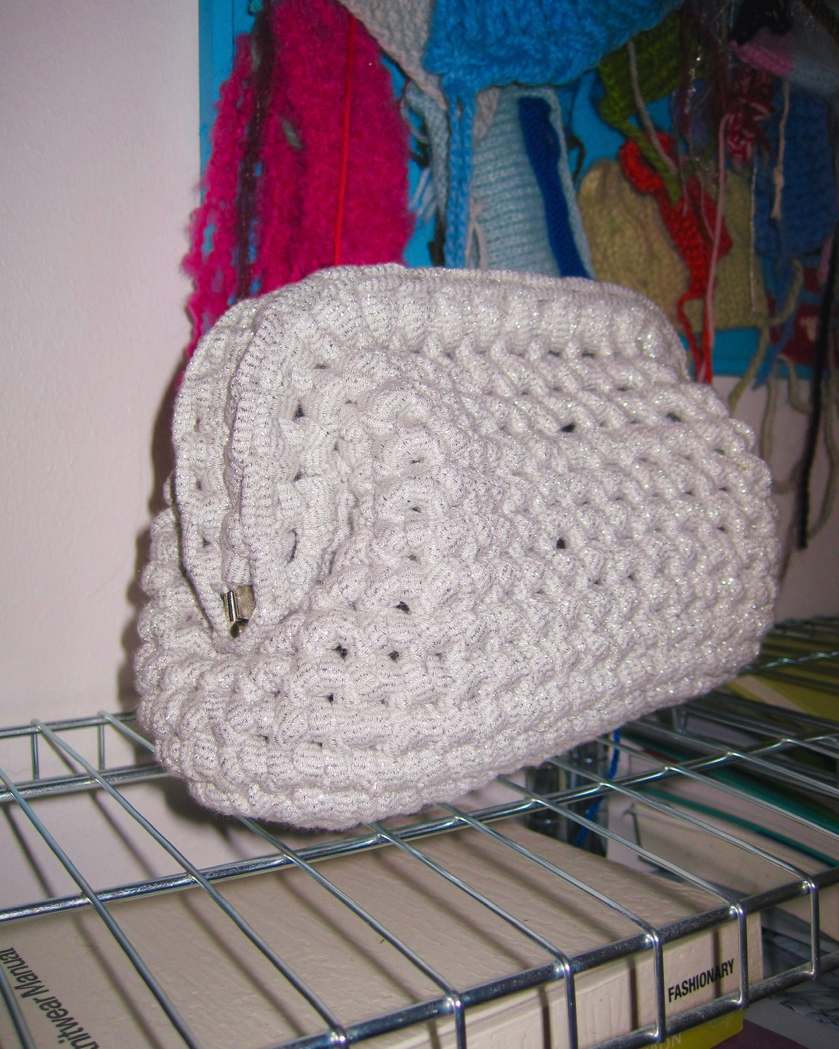 Oyster Clutch