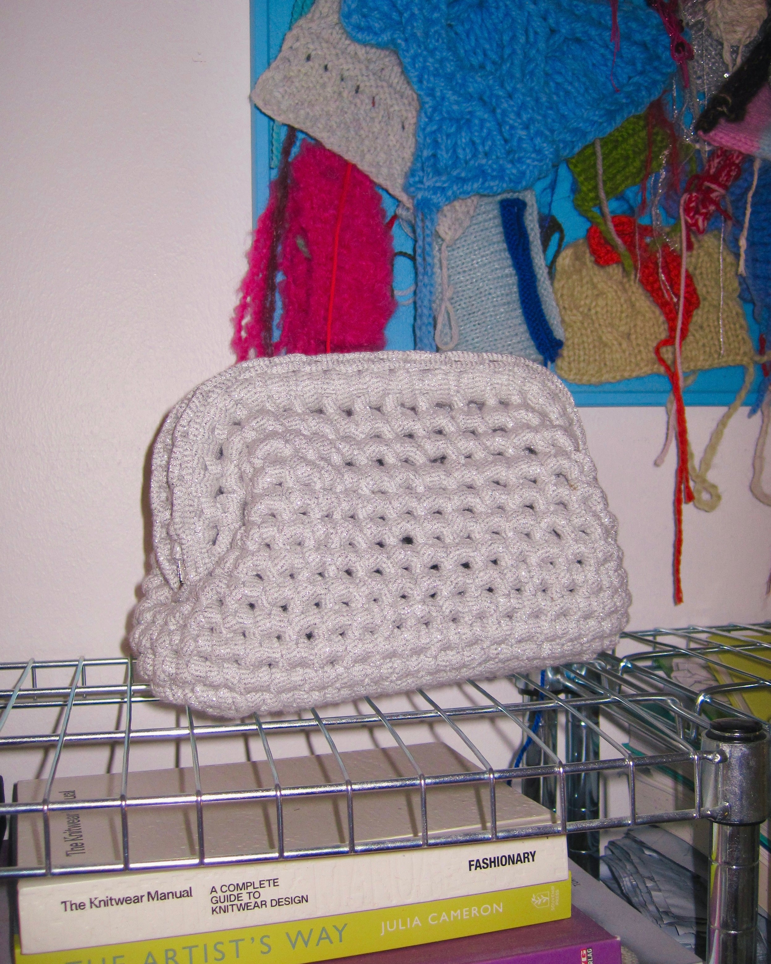 Oyster Clutch