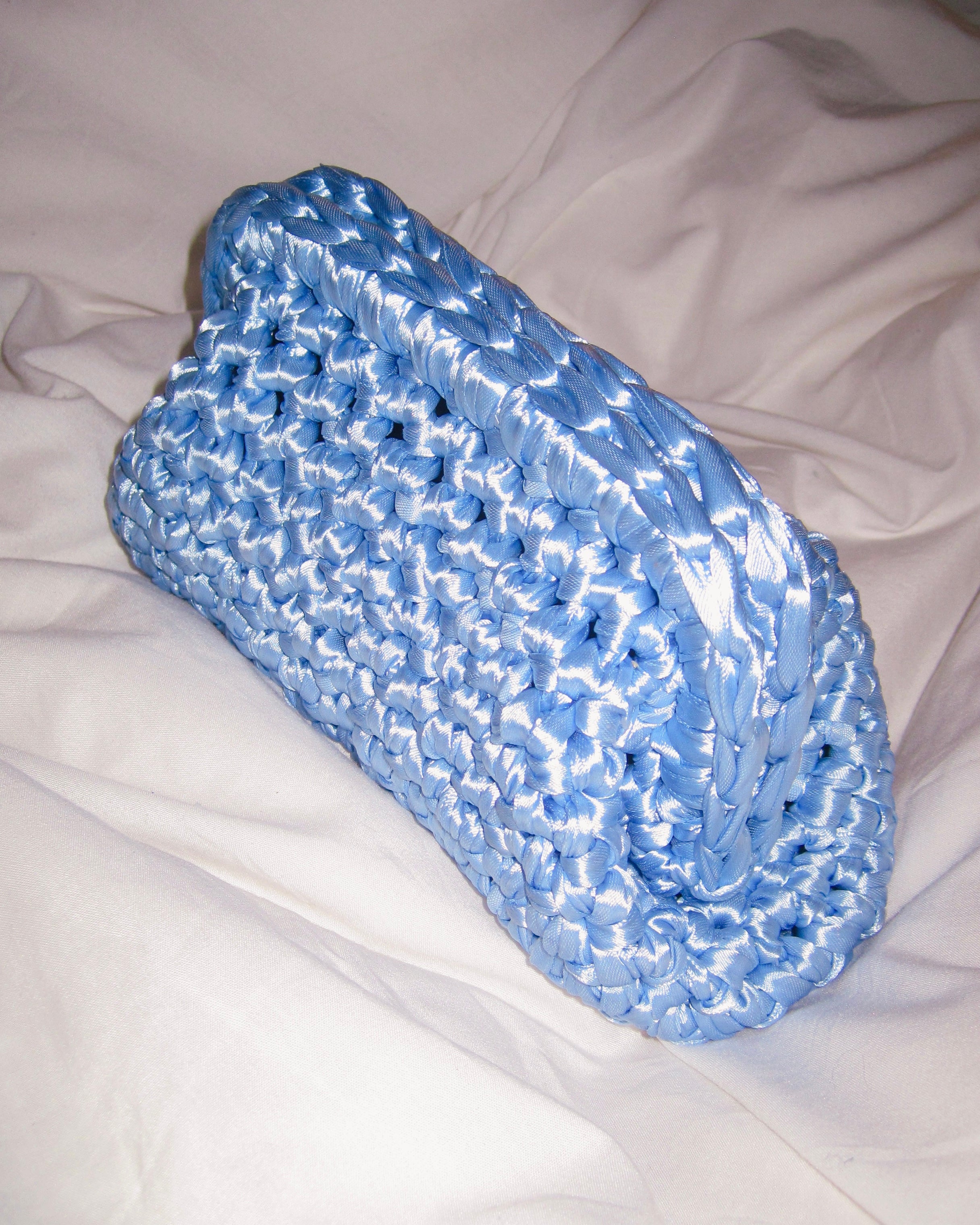 Oyster Clutch