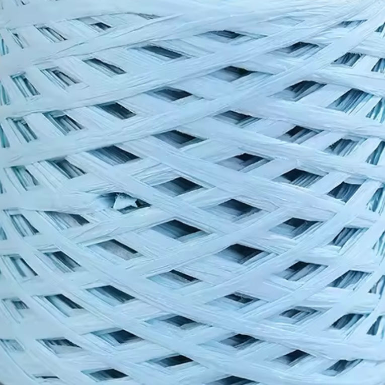 AE16 - Lola RAFFIA YARN