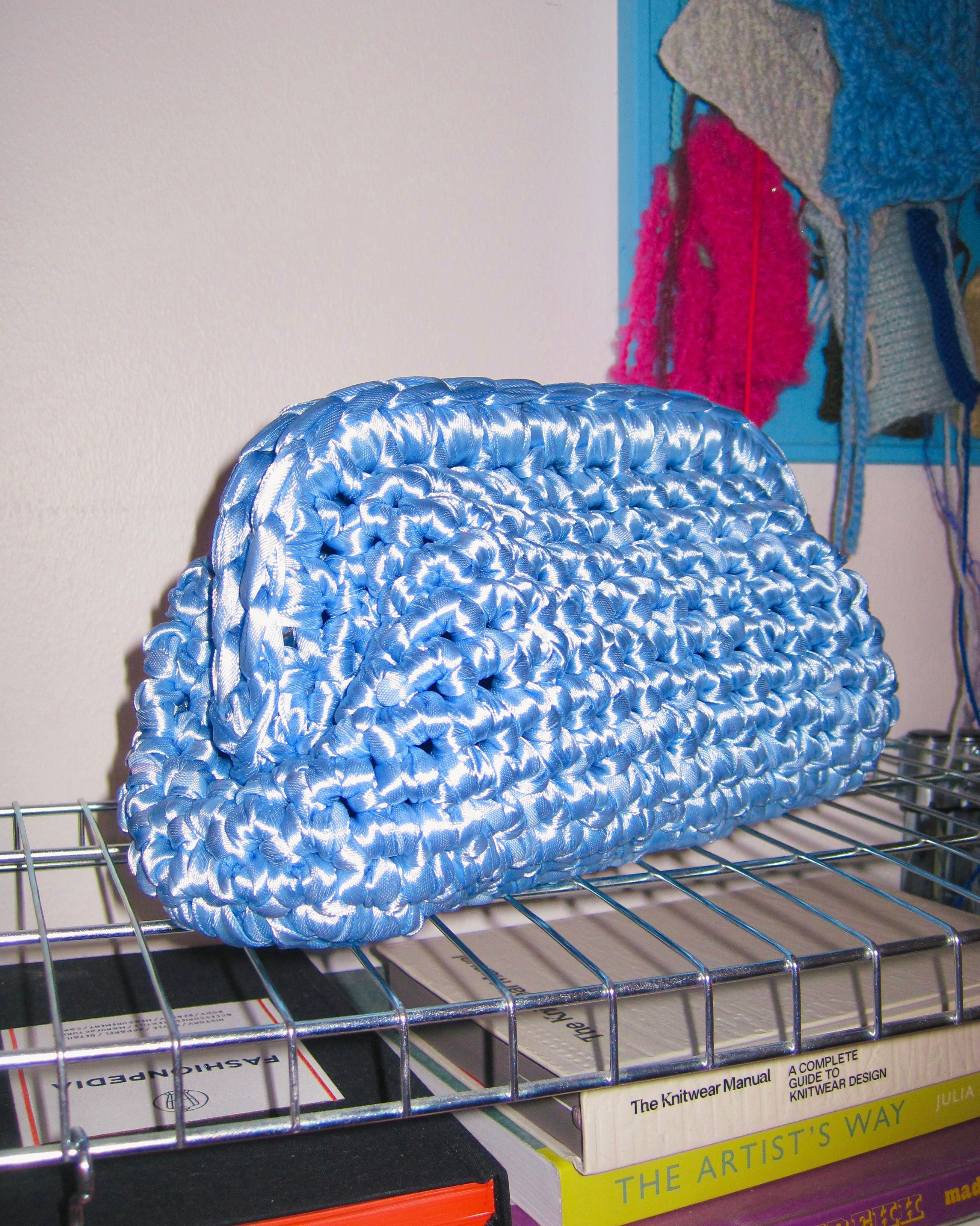 Oyster Clutch